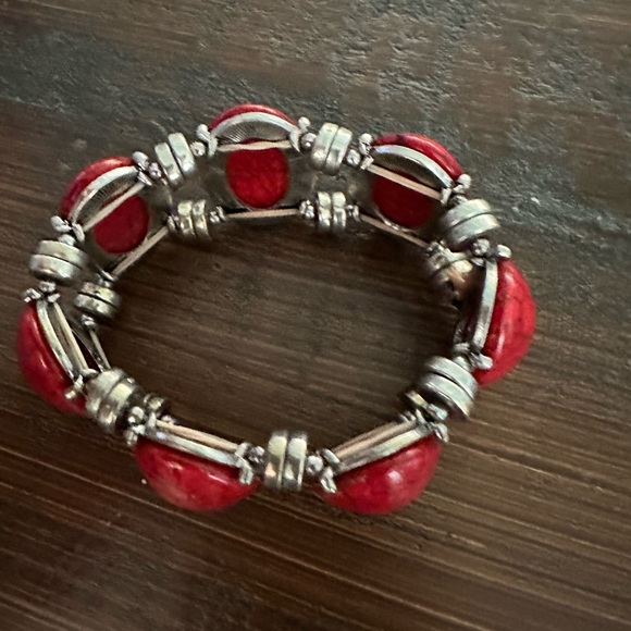 Like new bracelet with large red stones. Statement piece. - Picture 2 of 3
